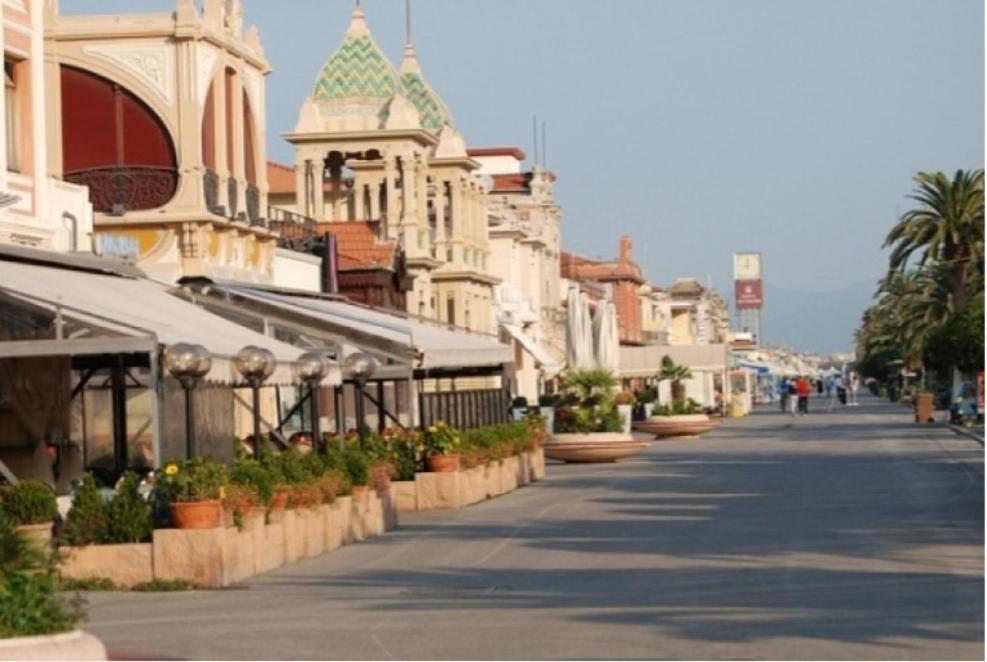 Historical Apartments By Seaside Viareggio Ngoại thất bức ảnh