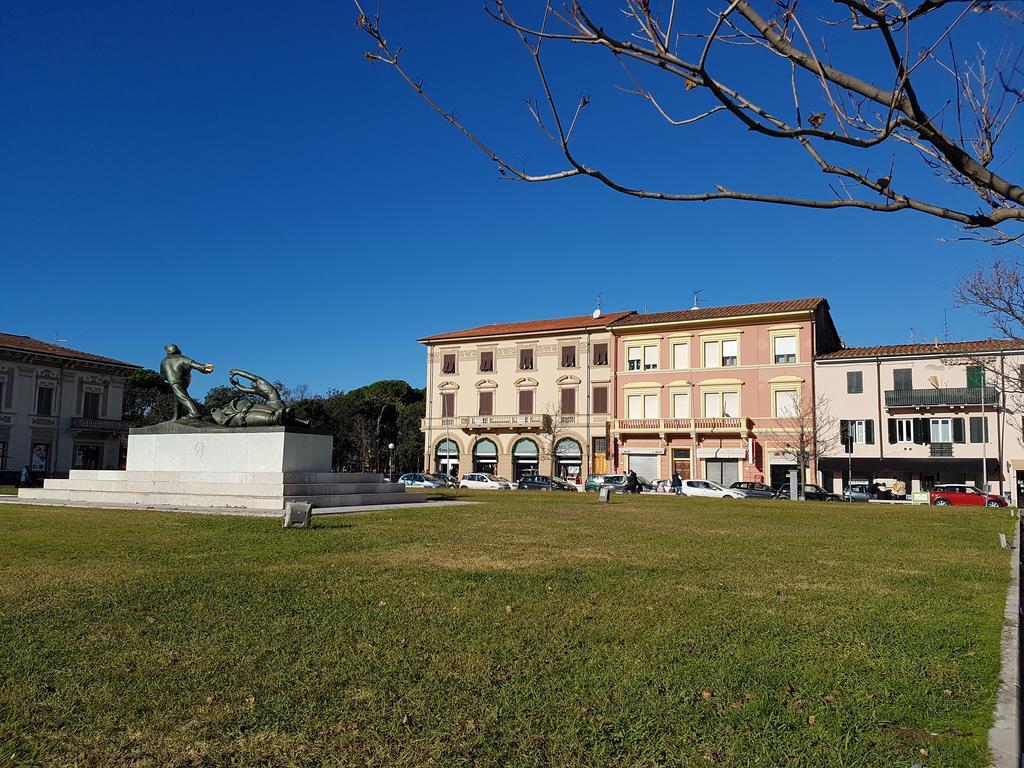 Historical Apartments By Seaside Viareggio Ngoại thất bức ảnh